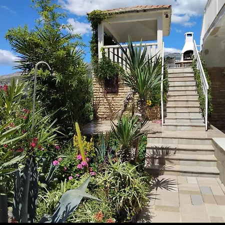 Marija - Five Bedroom With Terrace And Swimming Pool Villa Podstrana