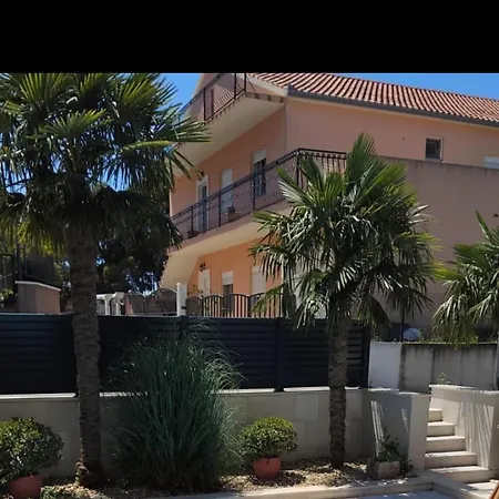 Villa Marija - Five Bedroom With Terrace And Swimming Pool Podstrana