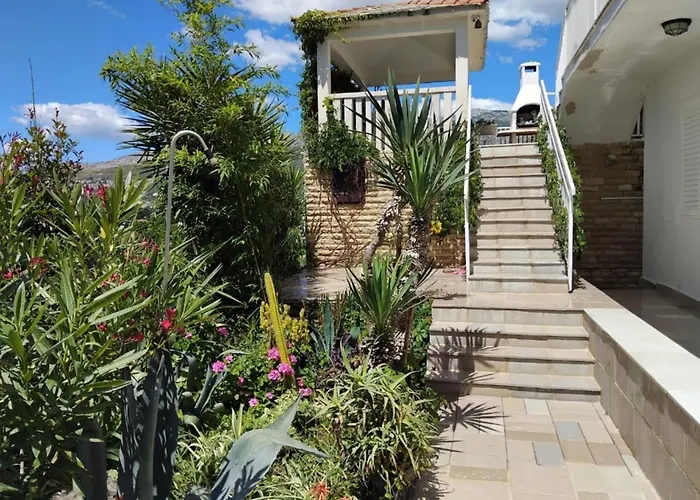 Marija - Five Bedroom With Terrace And Swimming Pool Villa Podstrana