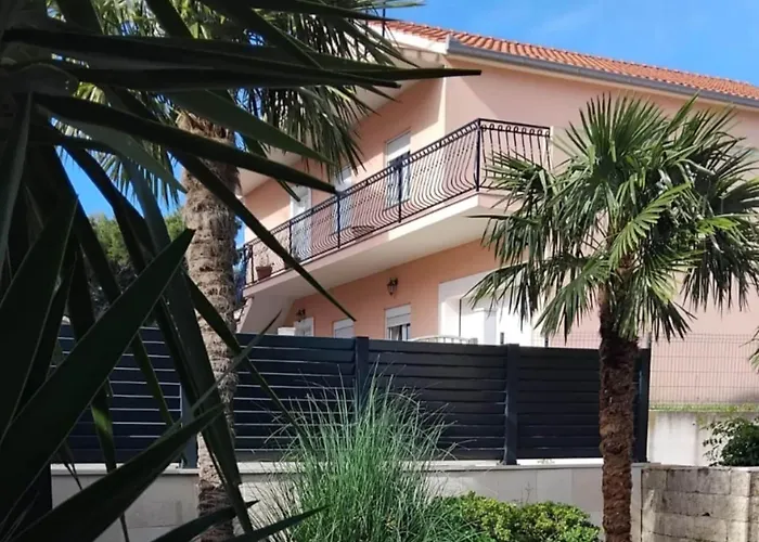 Marija - Five Bedroom With Terrace And Swimming Pool Villa Podstrana